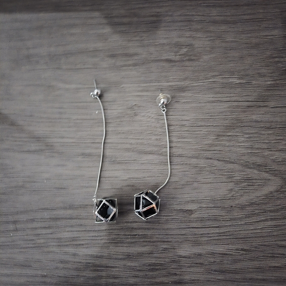 Rhinestone Earring, Bracelet And Rinh Bundle - Picture 2 of 16